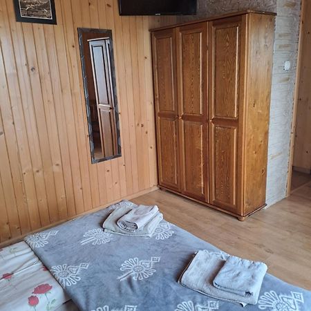Noclegi Brzegi Екстериор снимка
